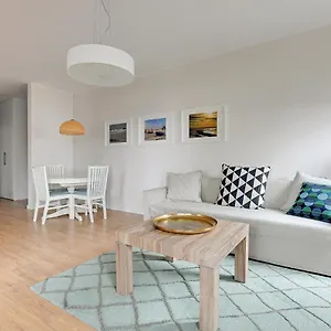 https://gdansk-comfort-apartments-bursztynowa.sopothotels.com